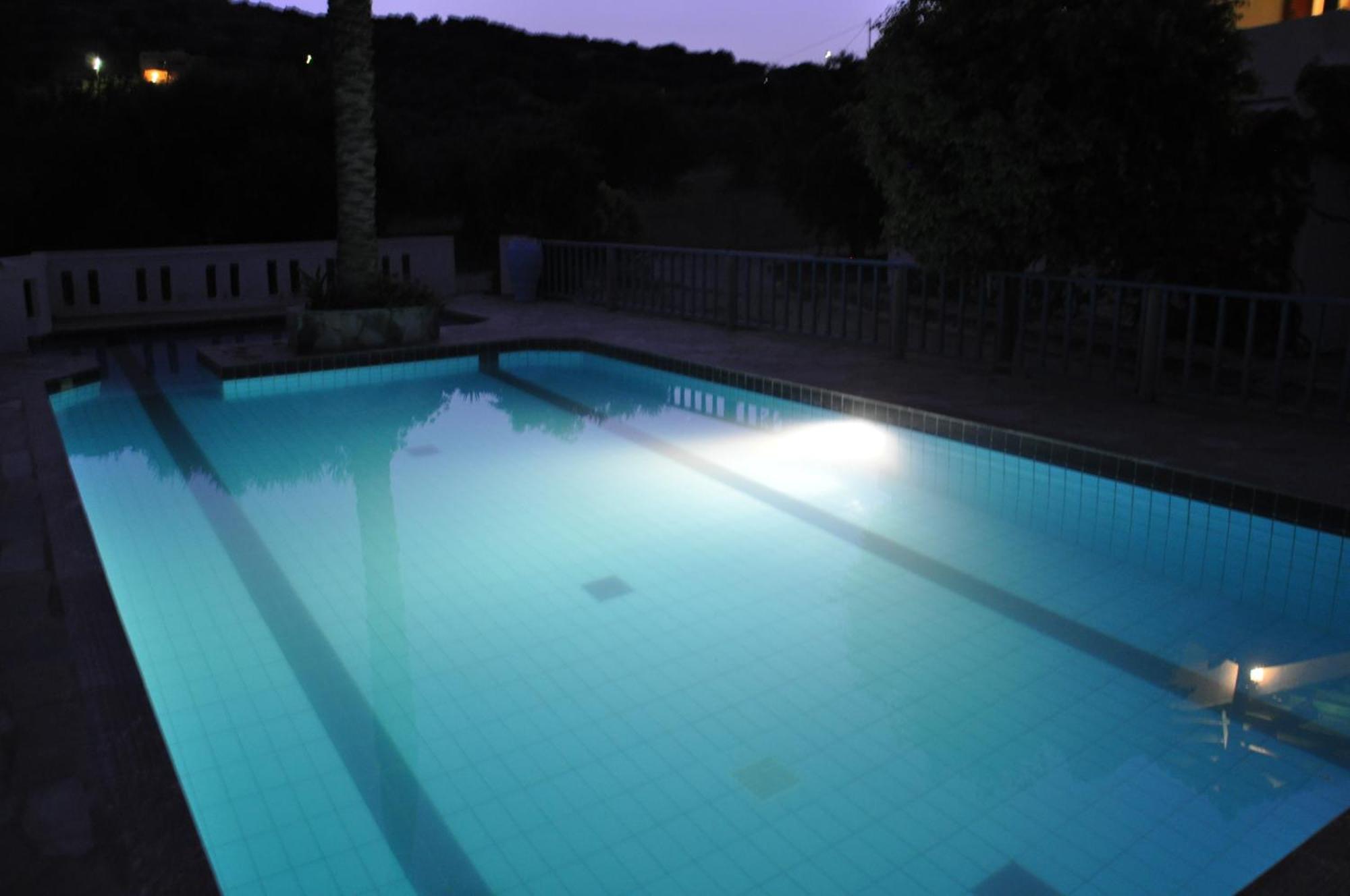 Athina Villas Istron Buitenkant foto